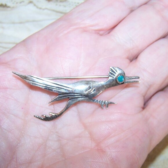 Vintage Native American Sterling Silver Roadrunner Pin Brooch - Turquoise Eye - Picture 2 of 9